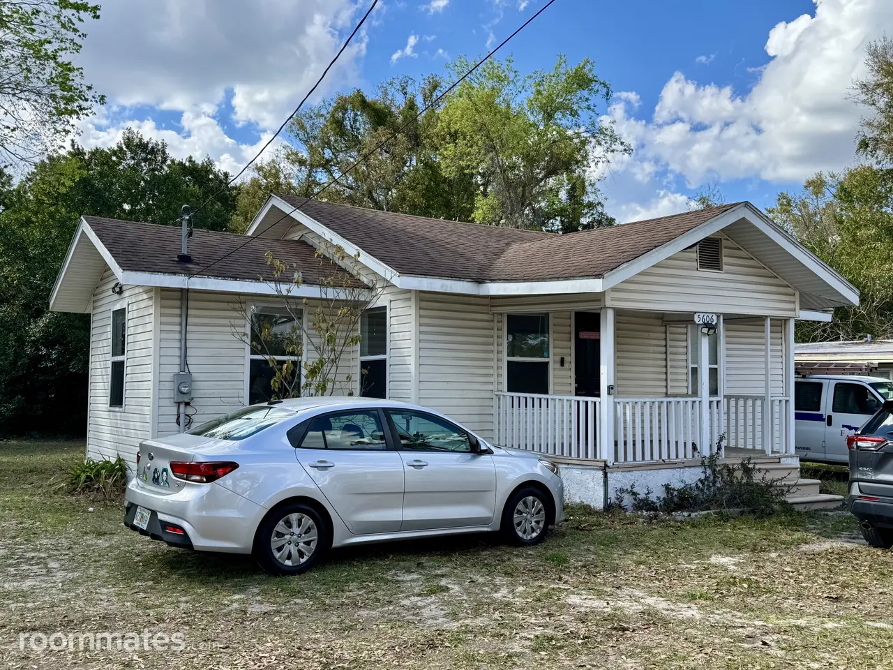 Profile photo 1 of 14