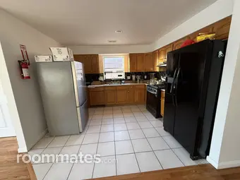Room for rent in Newark NJ $1000, house