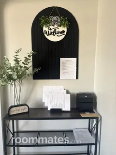 Room for rent in Detroit, MI $800, house