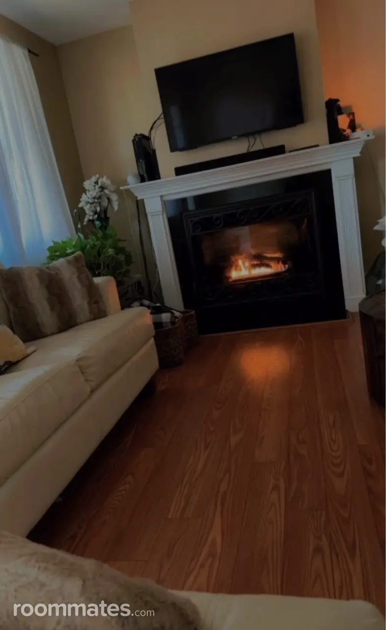 Profile photo 1 of 8