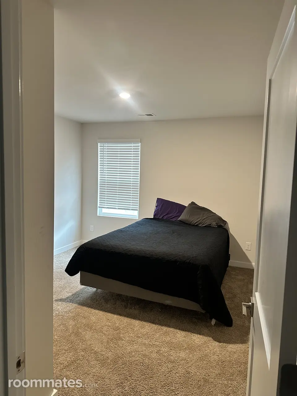 Profile photo 3 of 4