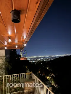 Room for rent in Sherman Oaks, CA $2150, house