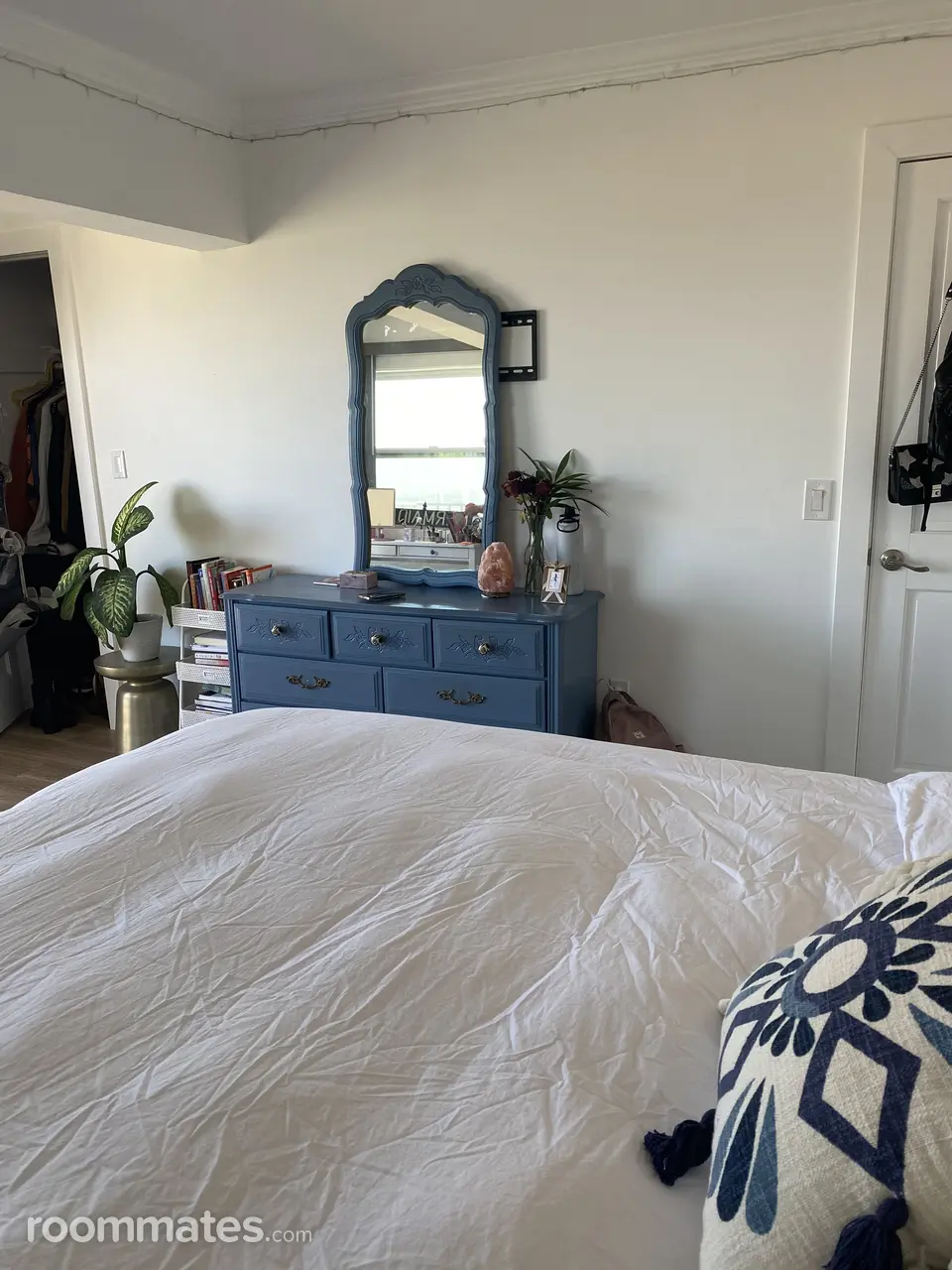 Profile photo 2 of 9