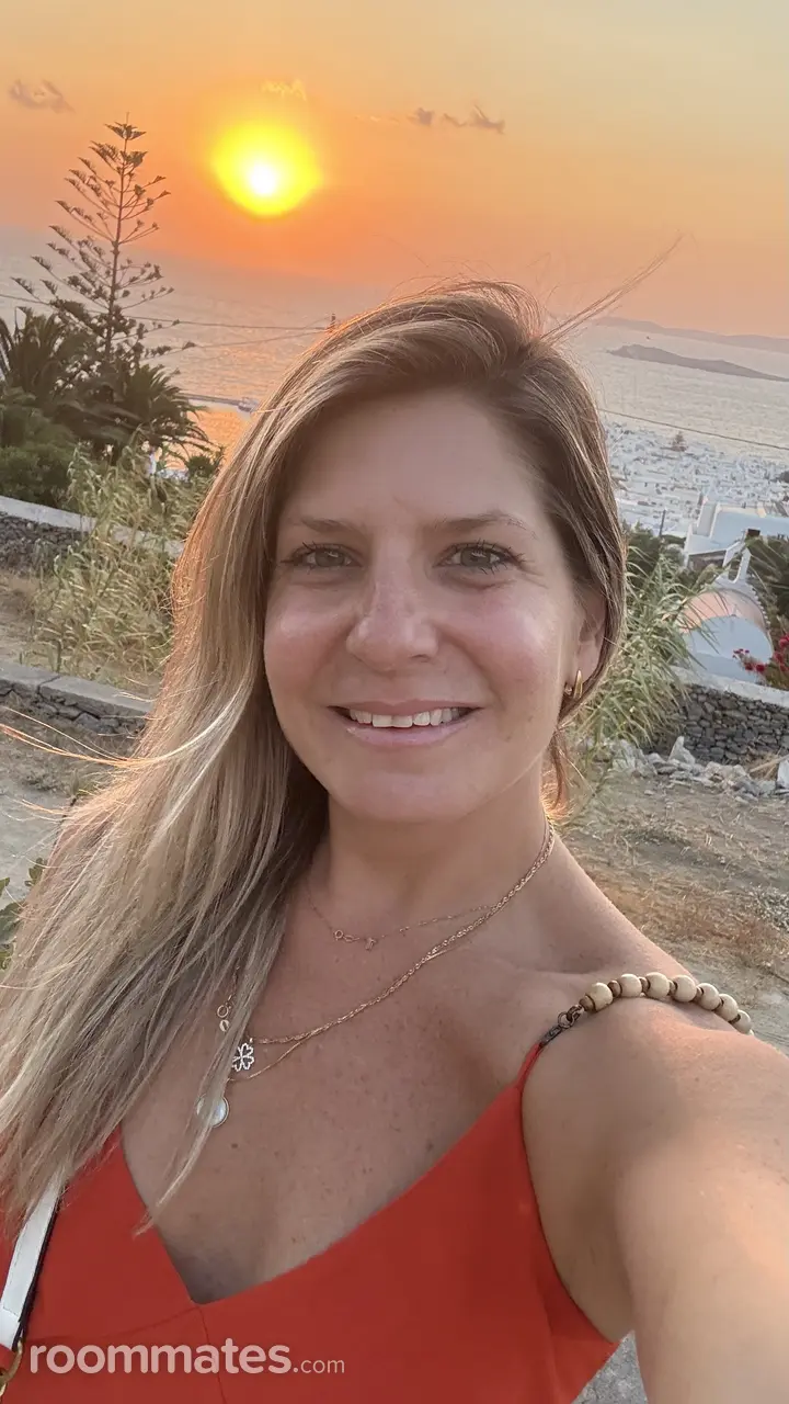 Profile photo 9 of 9