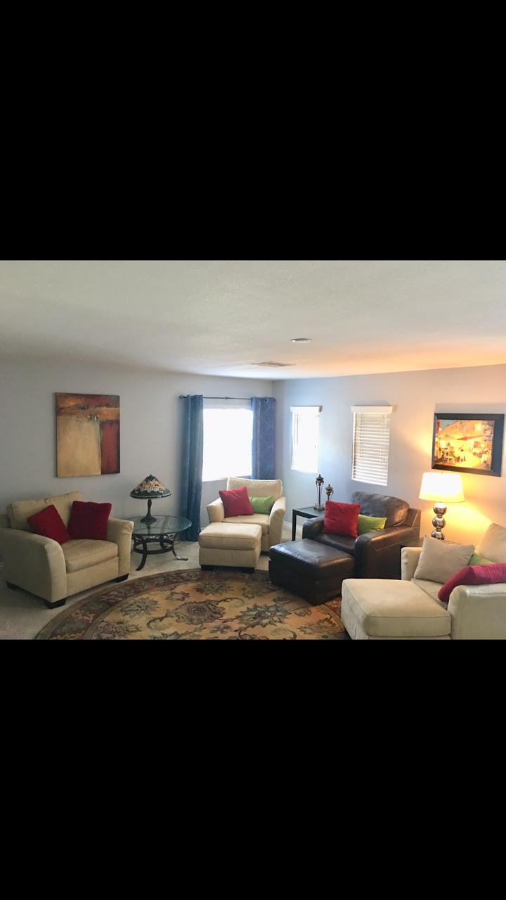 Profile photo 8 of 13