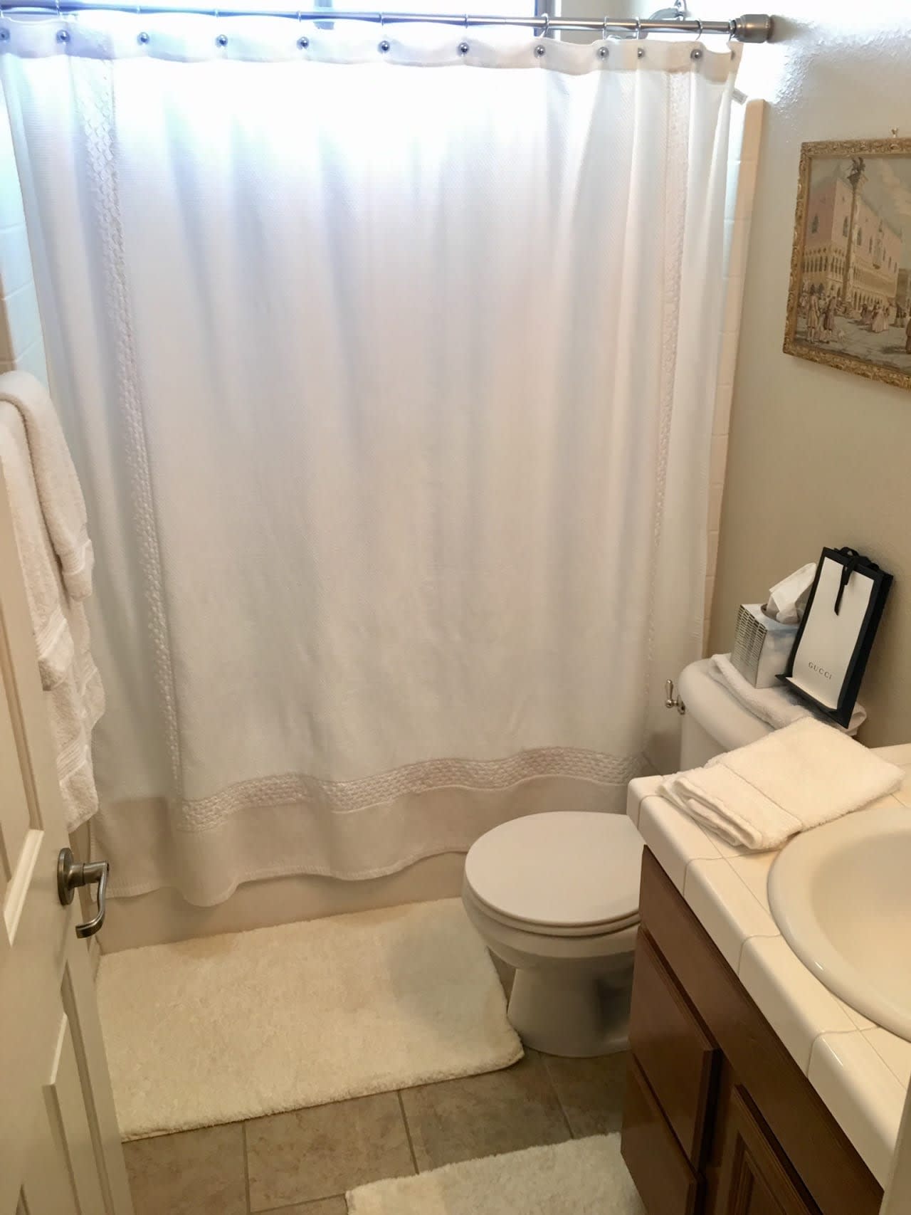 Profile photo 7 of 13