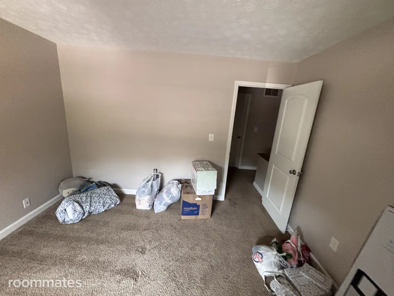 Profile photo 6 of 14