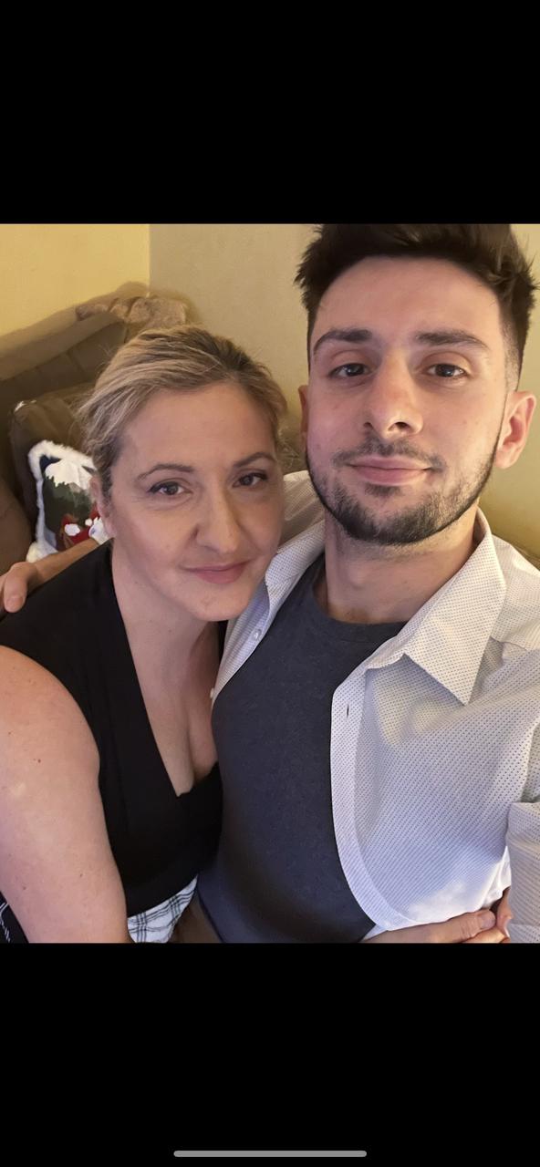 Profile photo 13 of 17