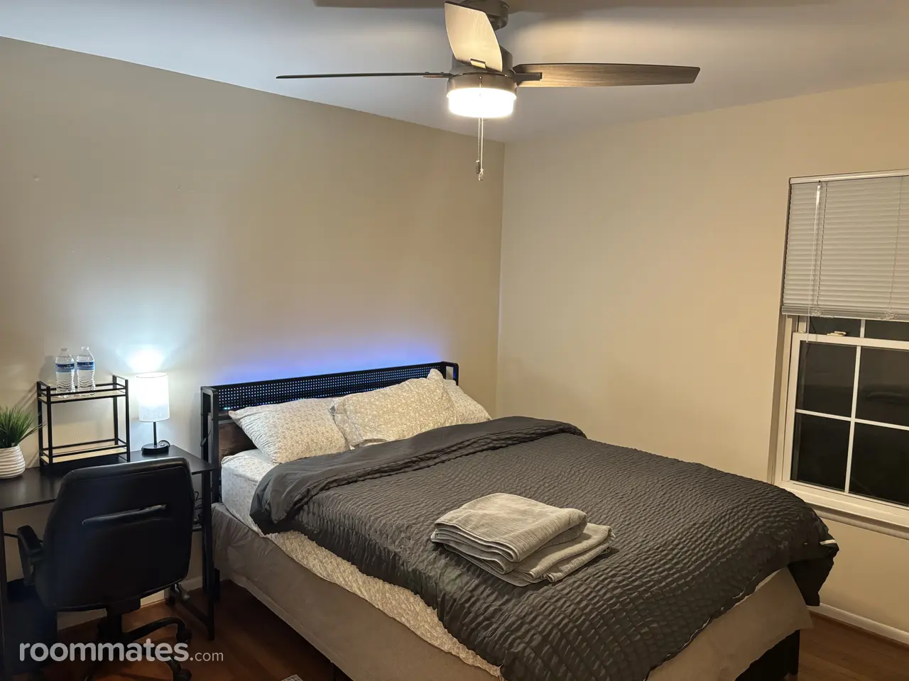 Profile photo 8 of 10