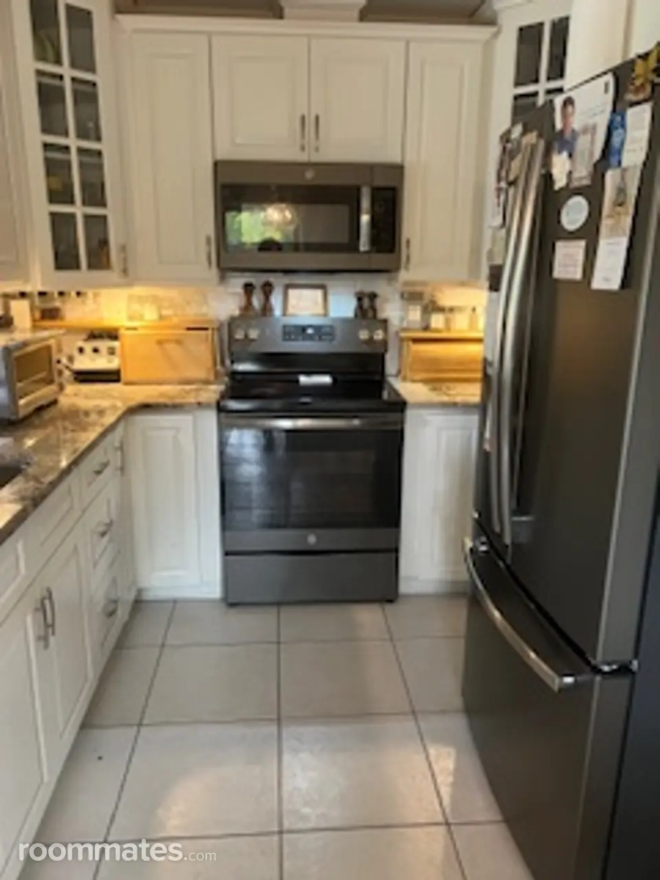 Profile photo 9 of 10