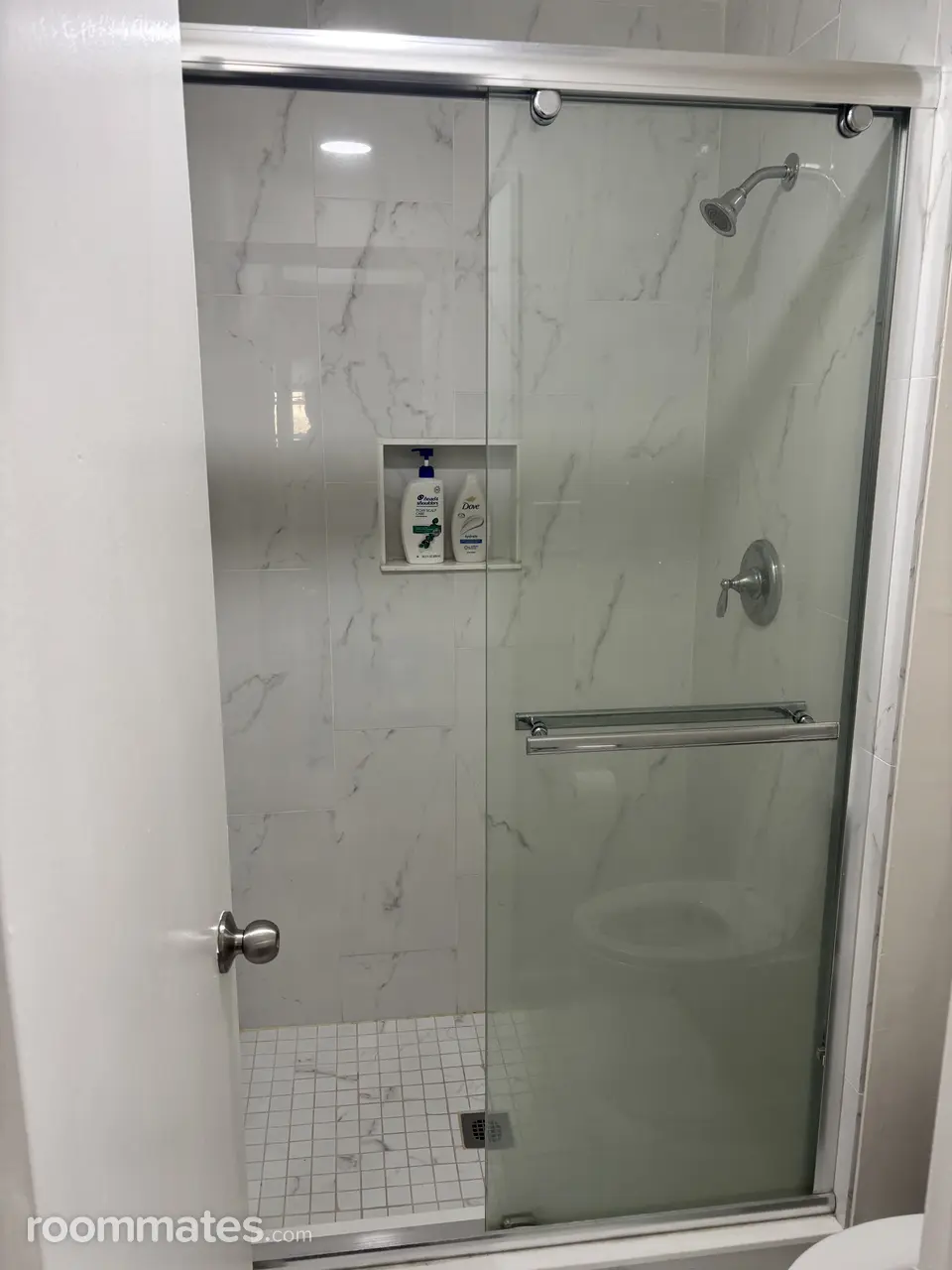 Profile photo 5 of 6