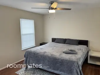 Room for rent in Gaithersburg MD $1500, townhouse