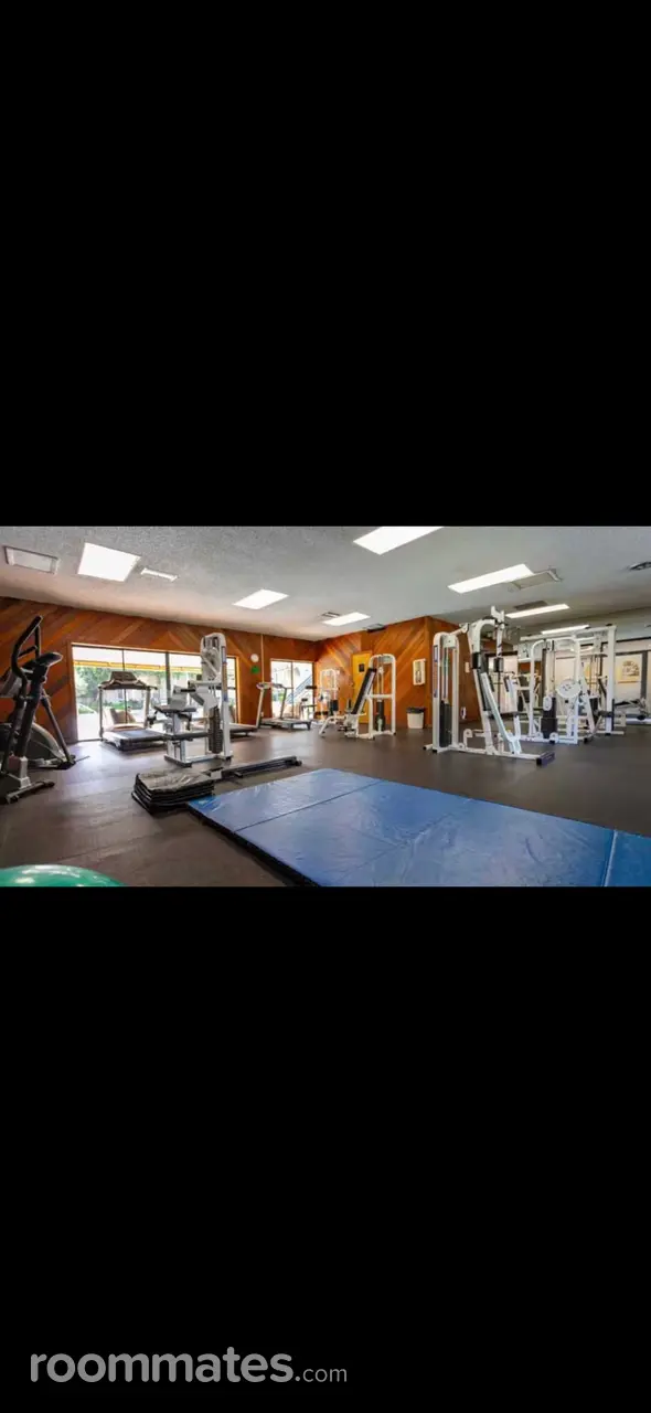 Profile photo 6 of 17