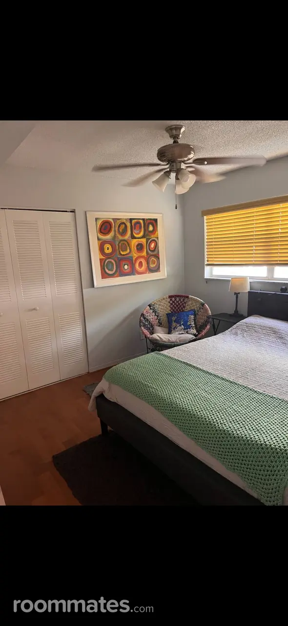 Profile photo 5 of 17