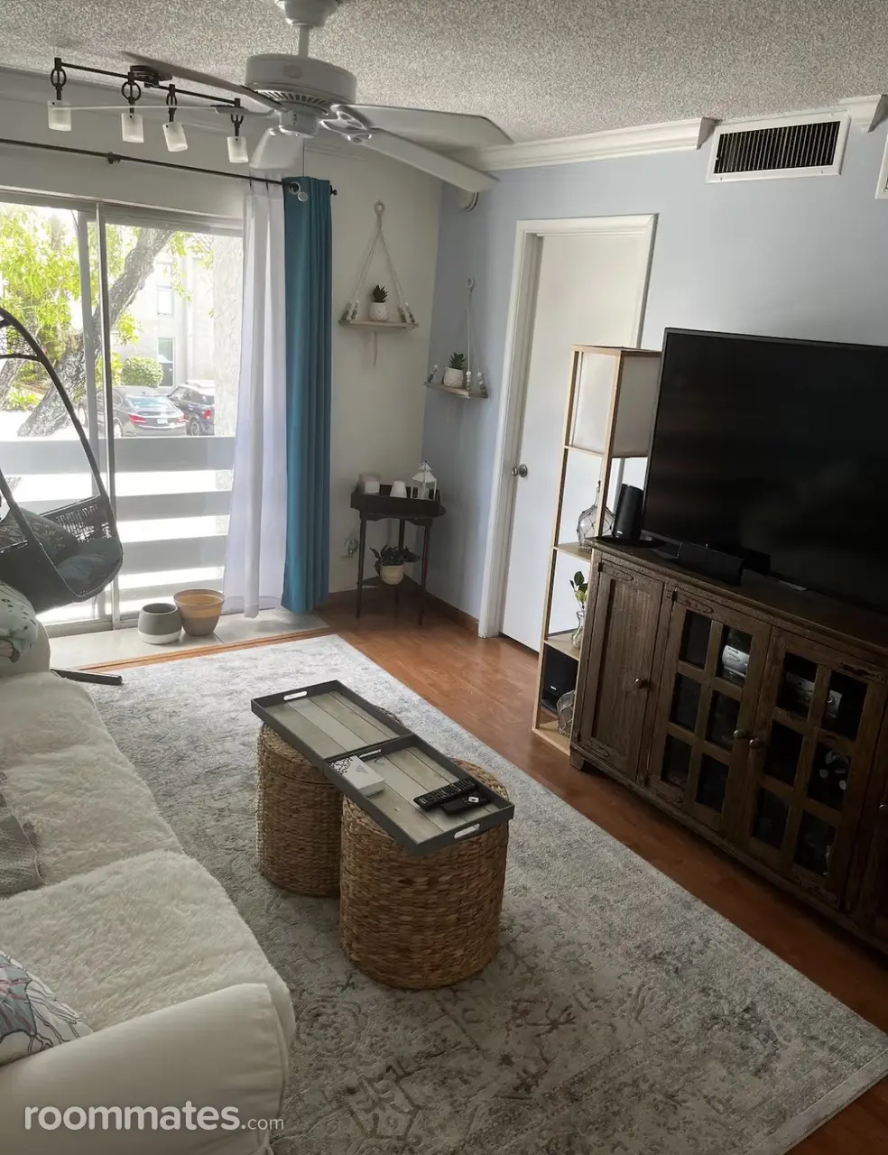 Profile photo 2 of 17