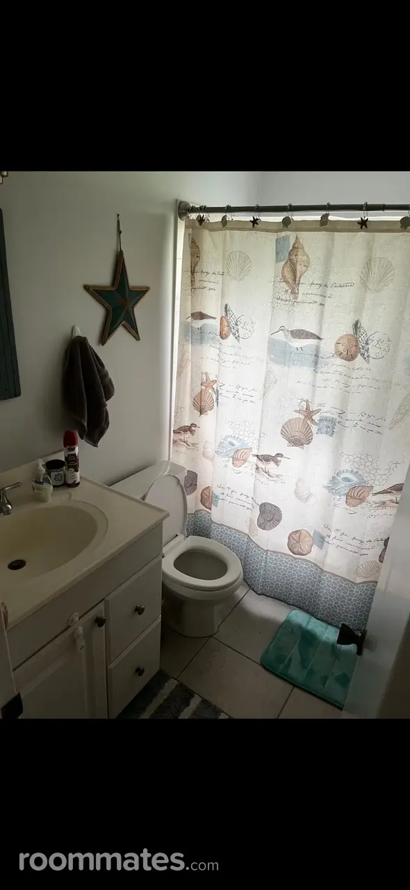 Profile photo 10 of 17