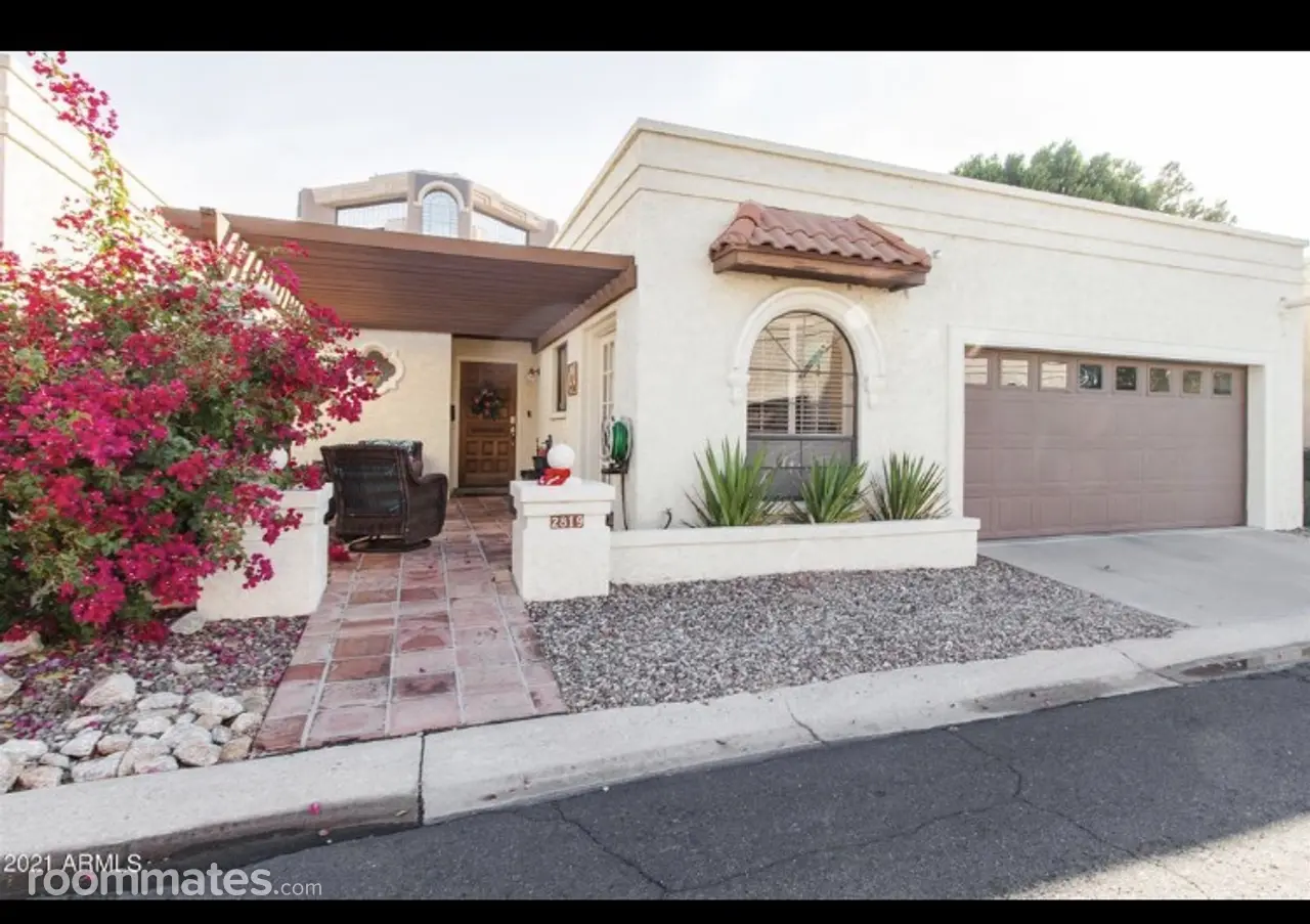 Profile photo 1 of 2