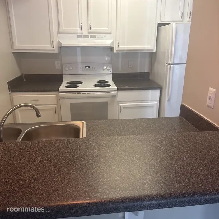 Room for rent in Durham, NC $700, apartment