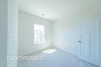 Room for rent in Richmond, VA $750, townhouse