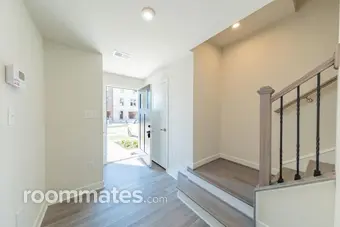 Room for rent in Richmond, VA $750, townhouse