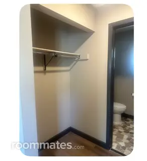 Room for rent in Sarasota, FL $1000, house