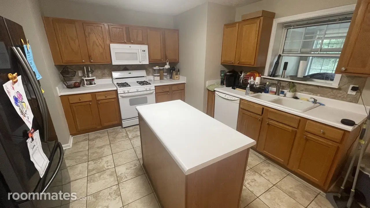 Profile photo 1 of 11