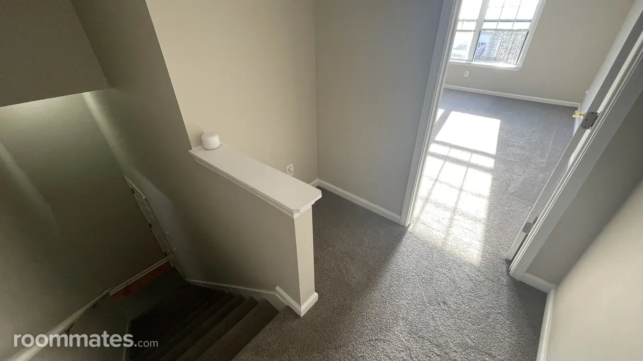 Profile photo 2 of 11