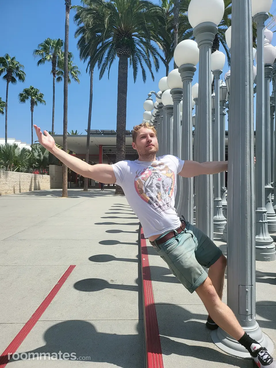 Profile photo 17 of 20