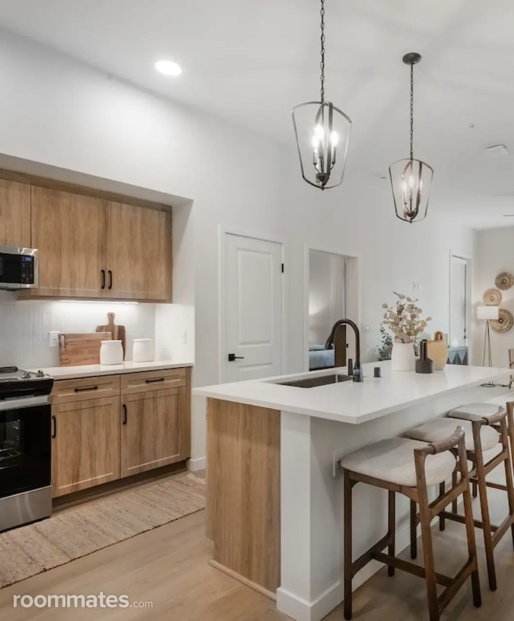 Profile photo 8 of 10