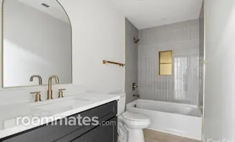 Room for rent in Charlotte NC $800, house