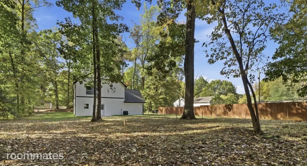 Profile photo 2 of 7