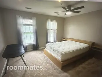 Room for rent in Bowie, MD $950, house