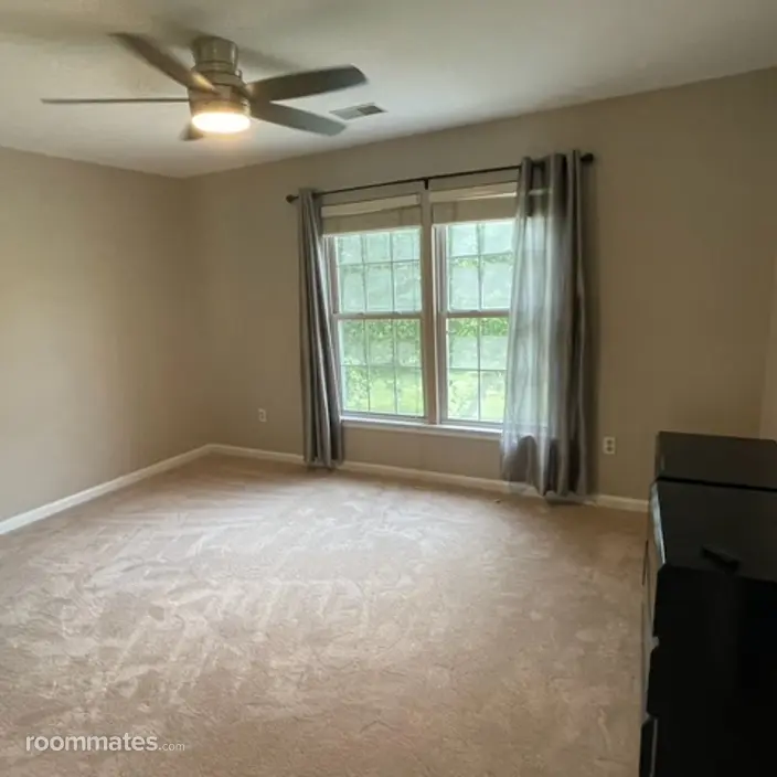 Room for rent in Bowie, MD $1000, house