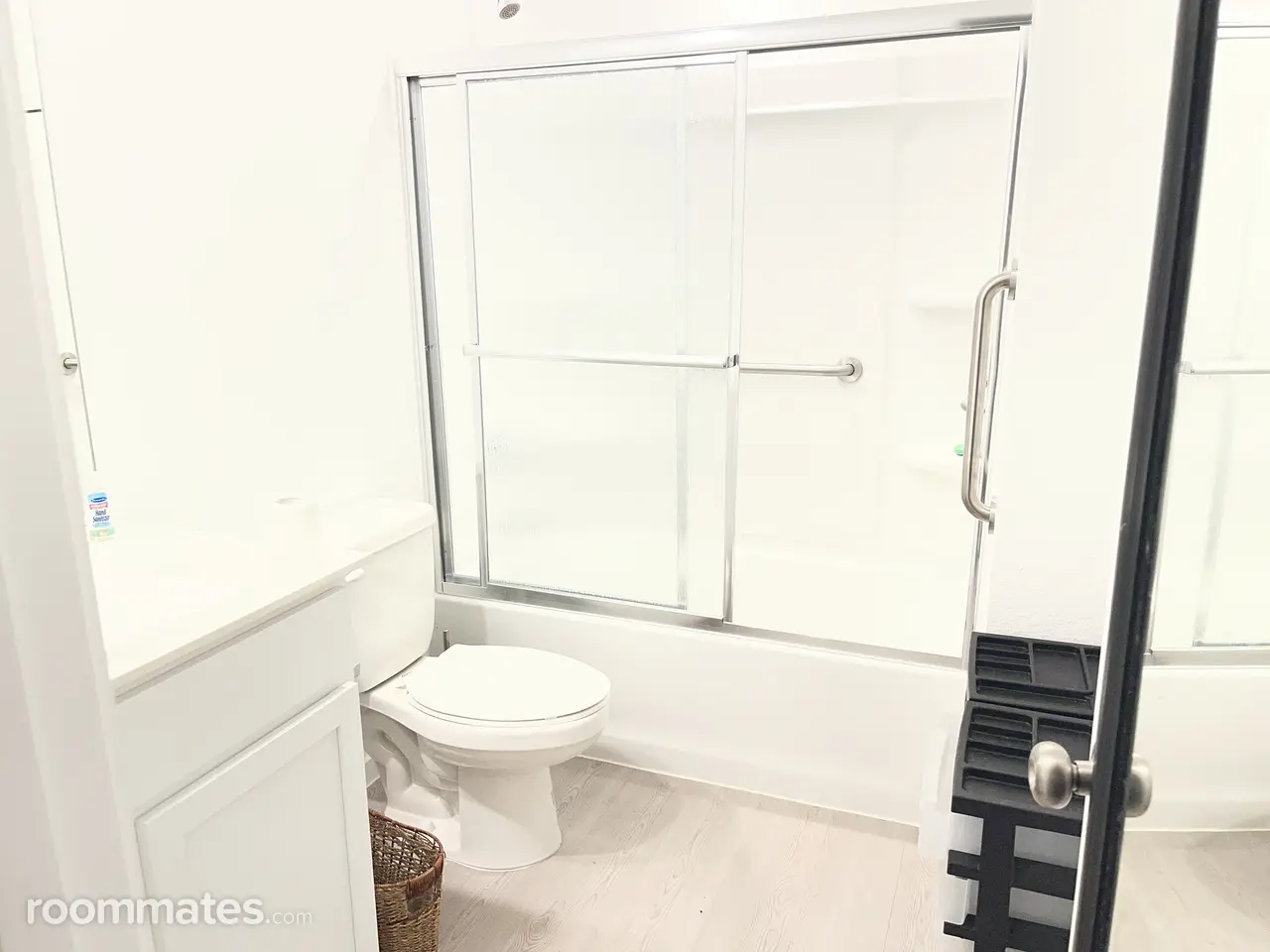 Profile photo 1 of 10