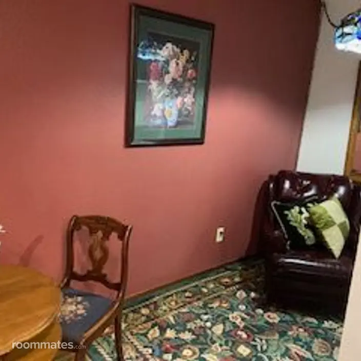 Room for rent in Fresno, CA $800, house