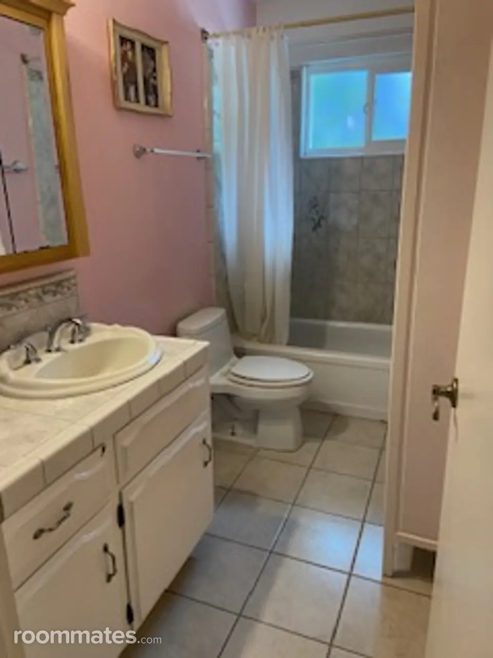 Profile photo 8 of 11