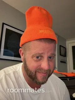 Roommate looking York, PA, $1000