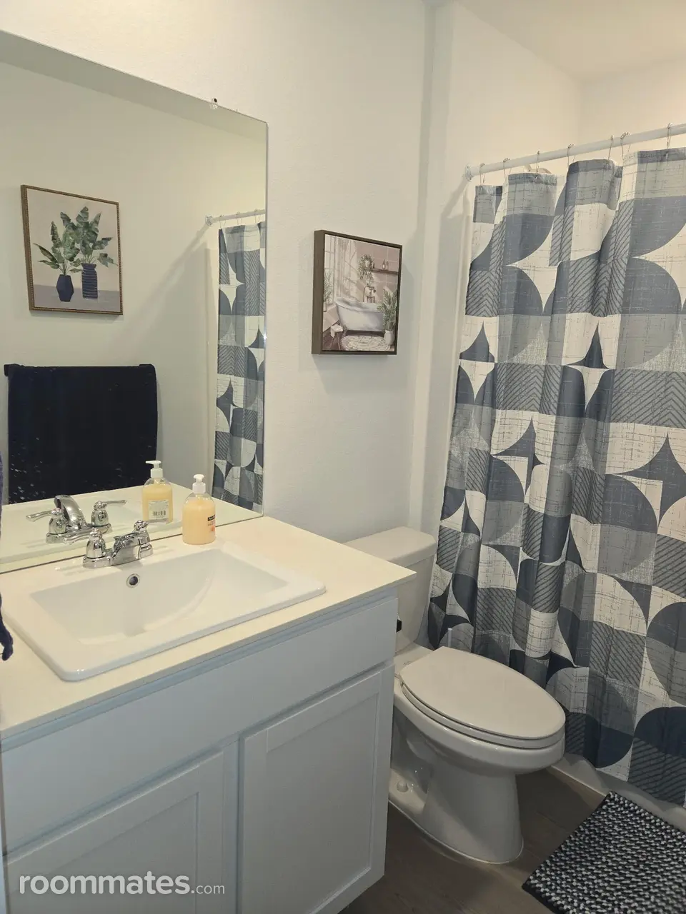 Profile photo 8 of 11