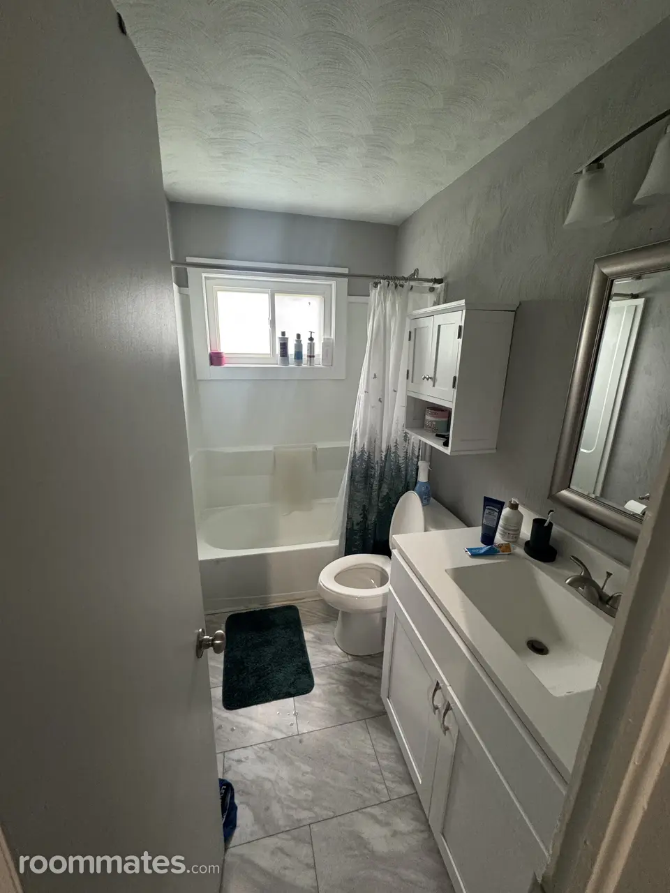 Profile photo 6 of 10