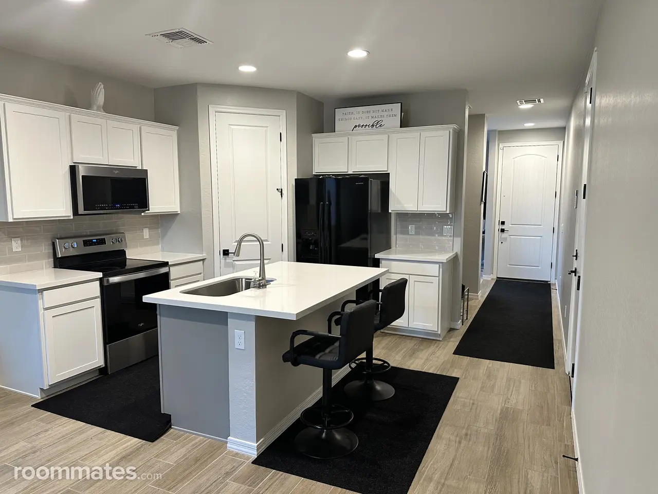 Profile photo 8 of 11