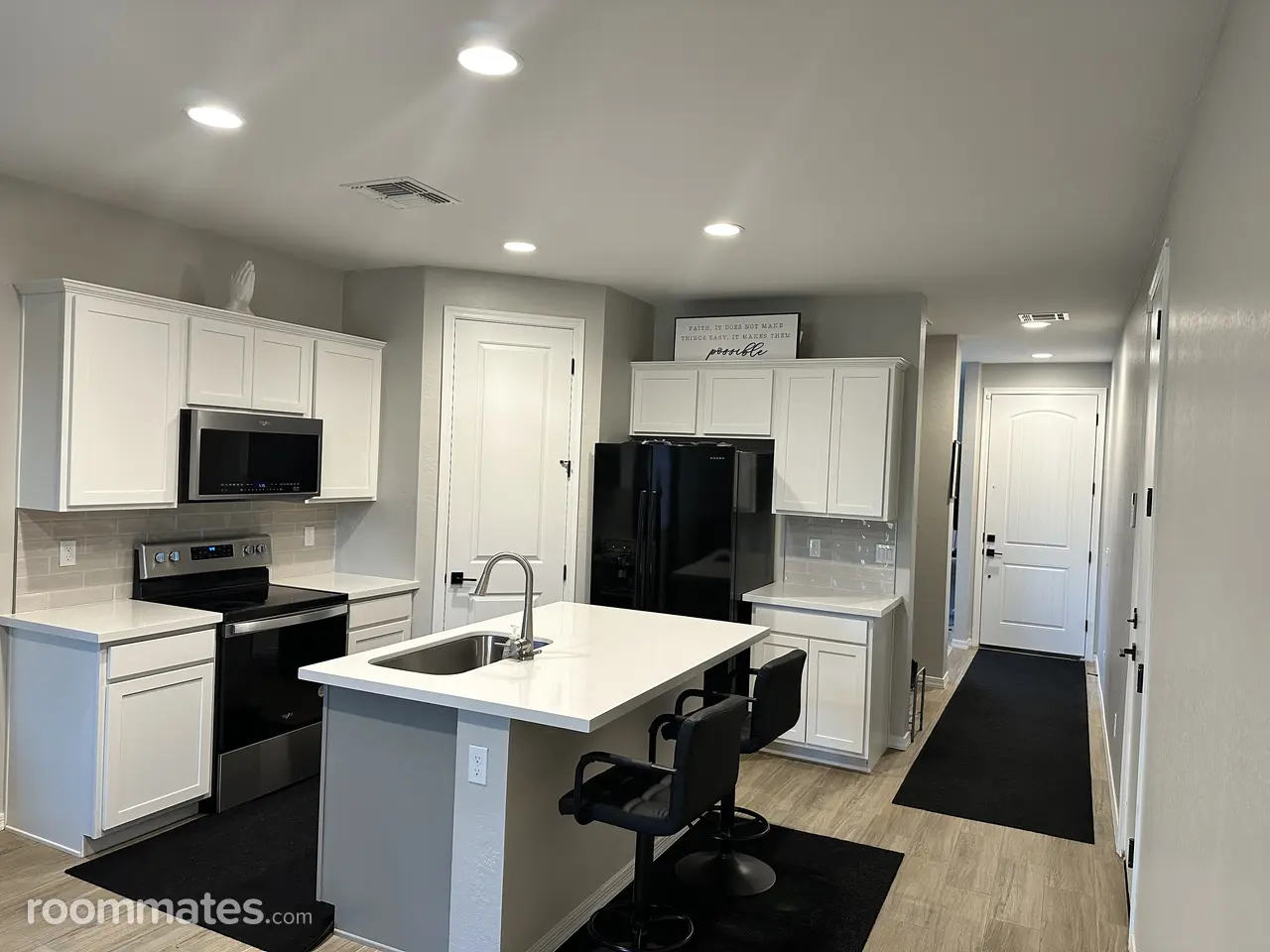 Profile photo 6 of 11