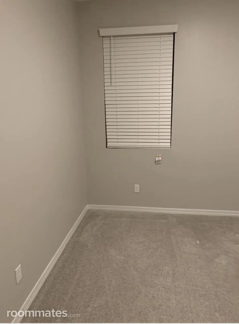 Profile photo 4 of 11