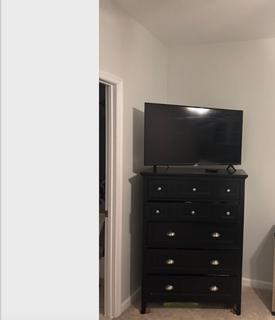 Room for rent in Alexandria, VA $1200, condo