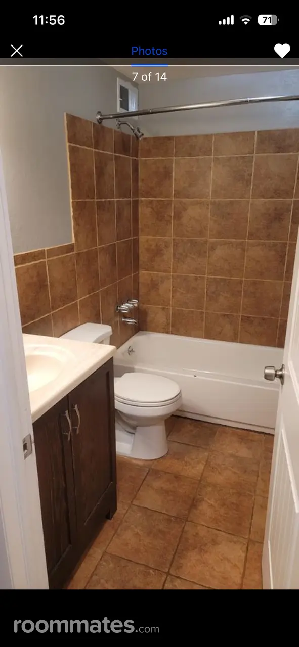 Profile photo 7 of 13