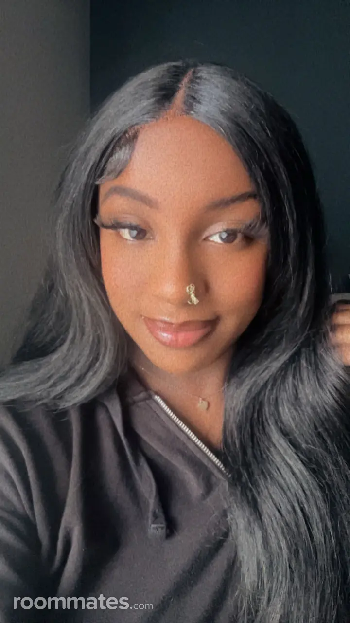 Profile photo 3 of 9