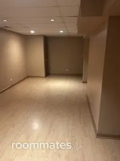 Room for rent in Winthrop Harbor IL $1000, house