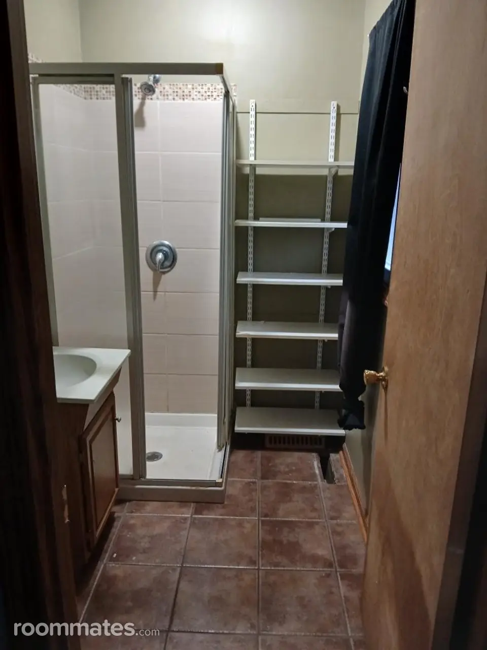 Profile photo 12 of 14