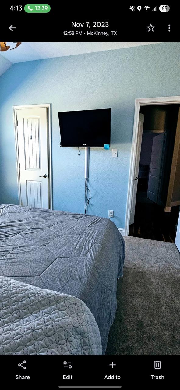 Profile photo 6 of 8