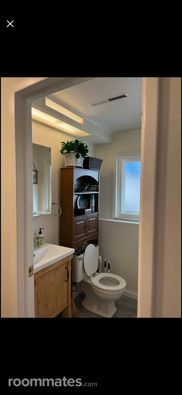 Profile photo 1 of 6