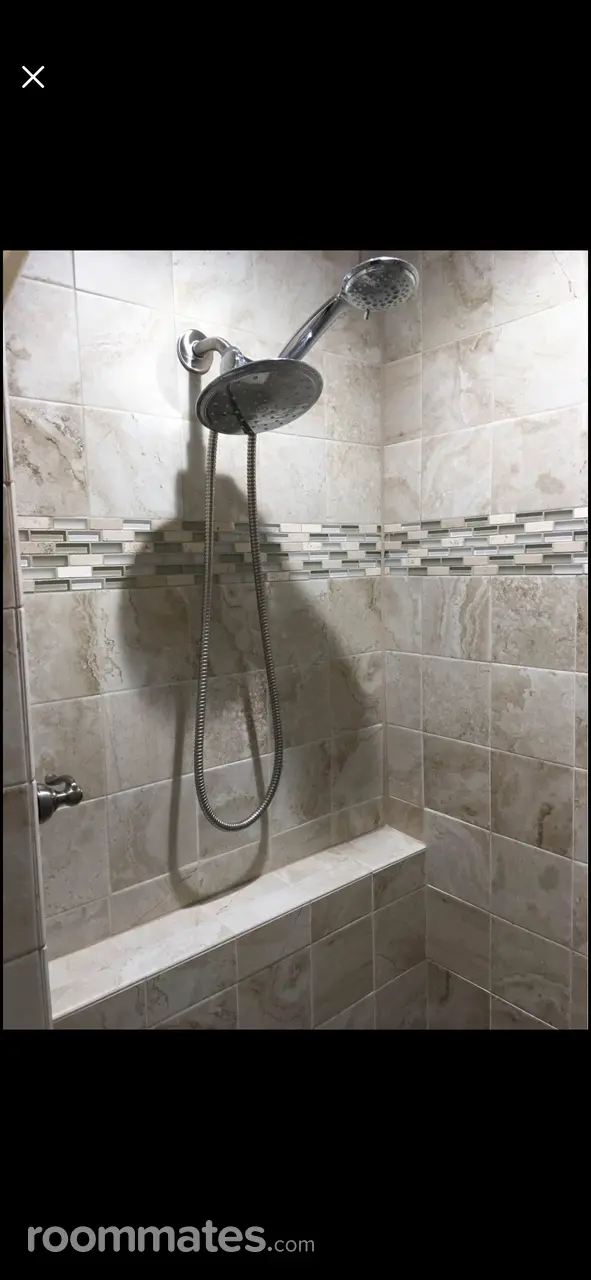 Profile photo 4 of 6